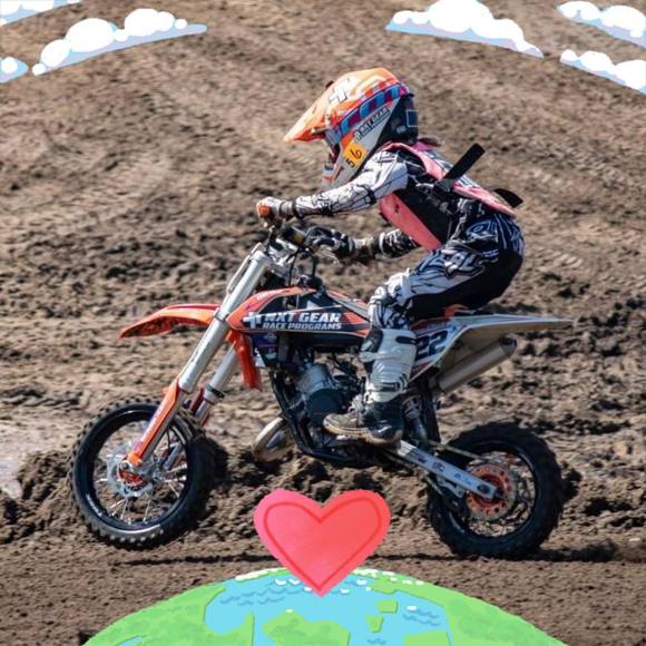 Meet your Posher, Amanda - Picture 1 of 1